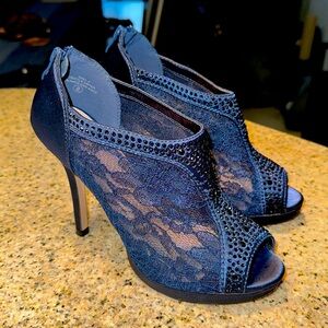 MVE Navy Blue Heels